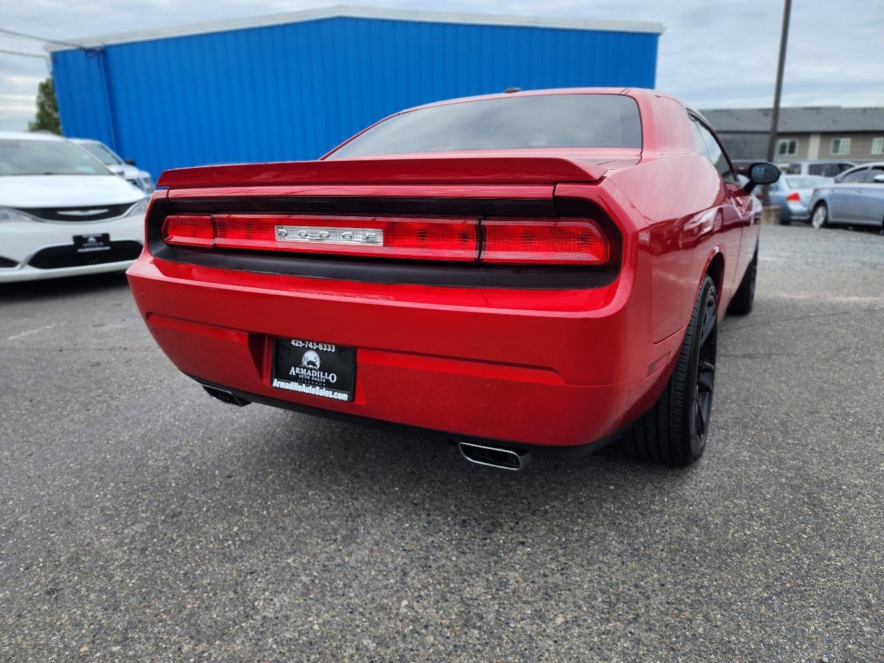 Used 2012 Dodge Challenger R/T RWD image 6