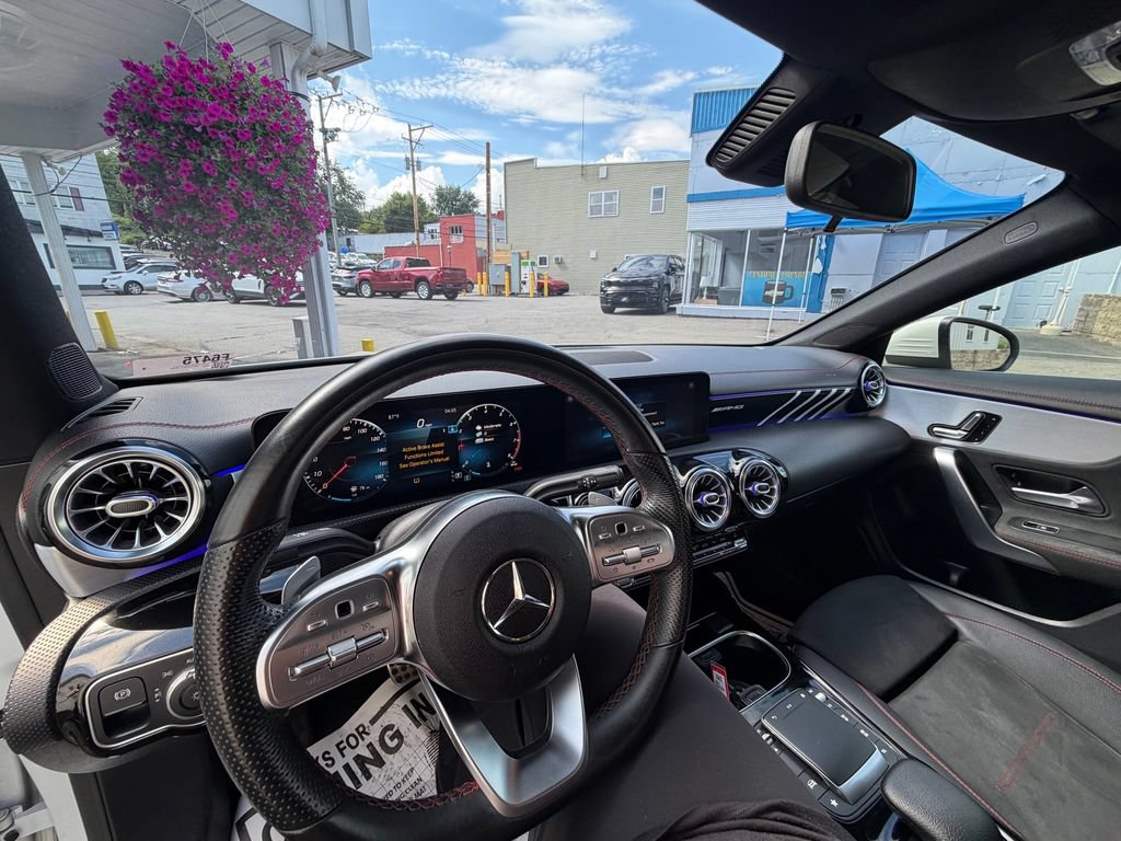 Used 2021 Mercedes-Benz CLA 35 AMG 4MATIC image 22