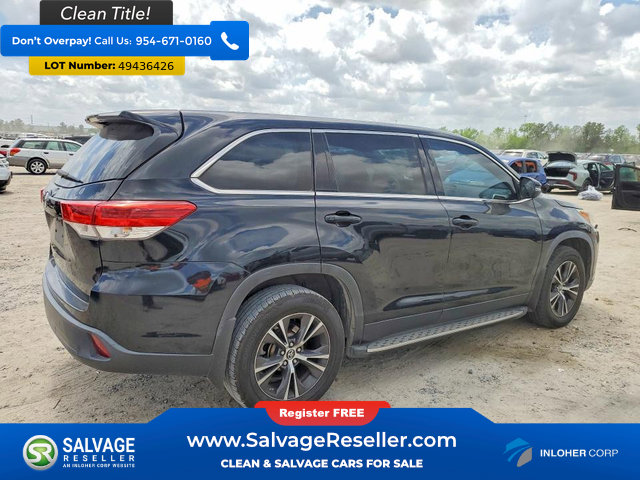 Used 2019 Toyota Highlander LE FWD image 4