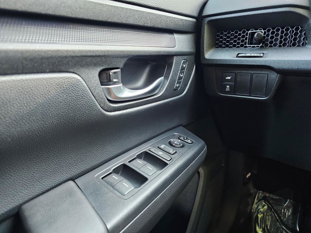 Certified 2024 Honda CR-V Sport-L image 32