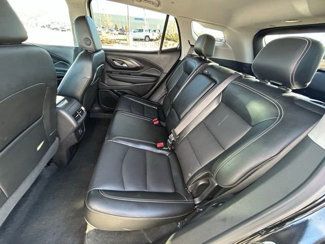Used 2024 GMC Terrain SLT image 24