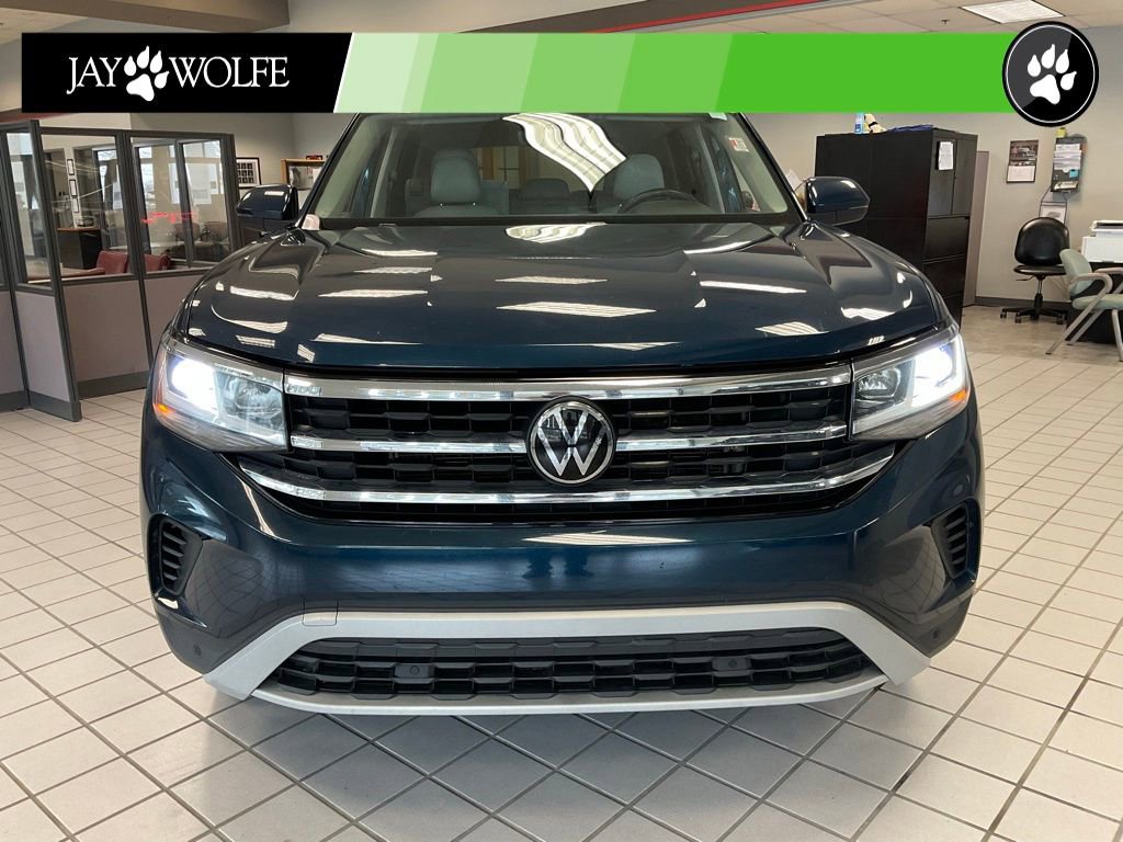 Used 2023 Volkswagen Atlas SE image 2
