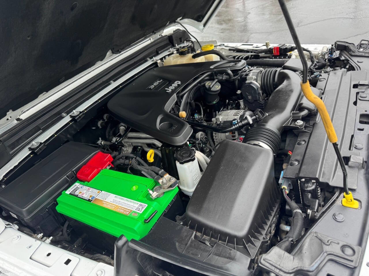 Used 2020 Jeep Gladiator Overland w/ Trailer Tow Package image 17