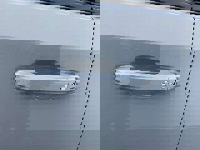 Used 2024 Chevrolet Silverado 1500 LT image 26