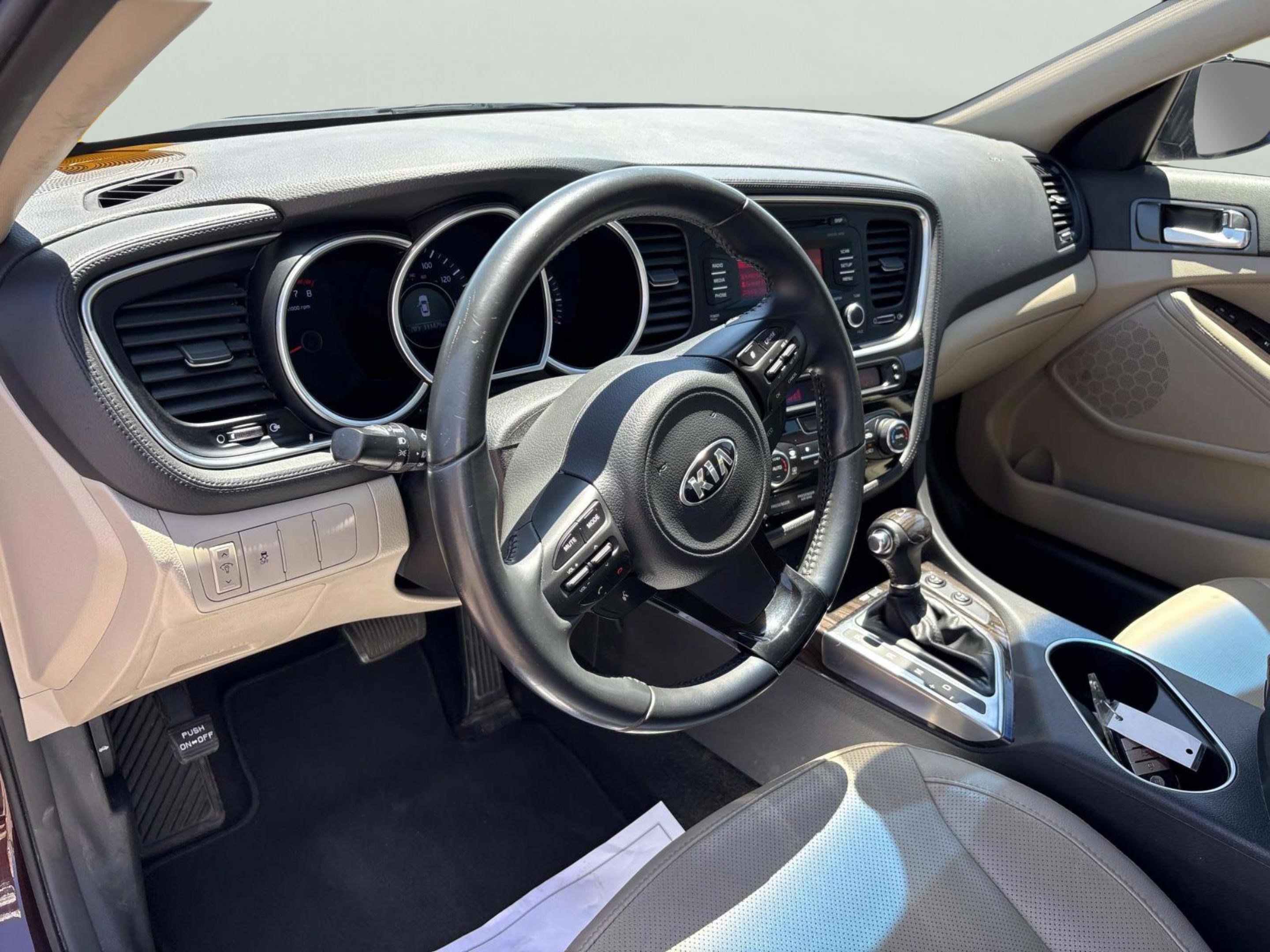 Used 2015 Kia Optima EX FWD image 21
