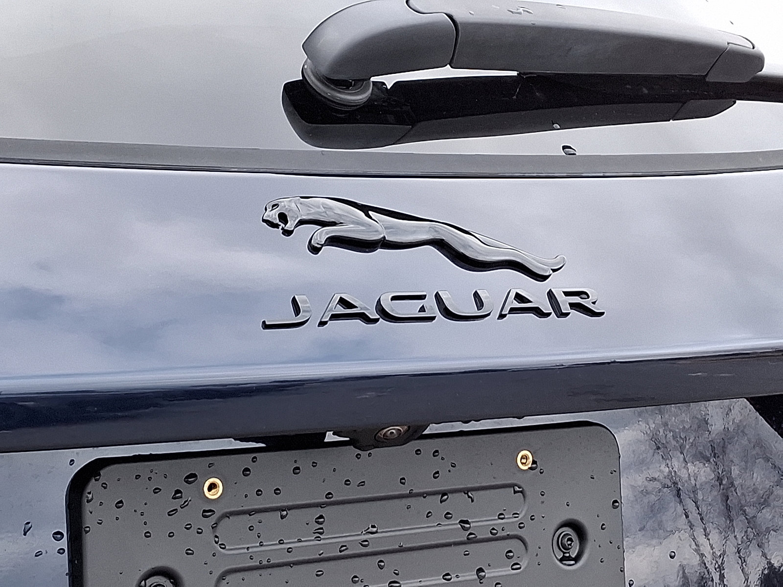 New 2024 Jaguar E-PACE R-Dynamic SE image 20
