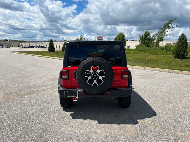 Used 2022 Jeep Wrangler Unlimited Rubicon w/ Cold Weather Group AWD/4WD image 6