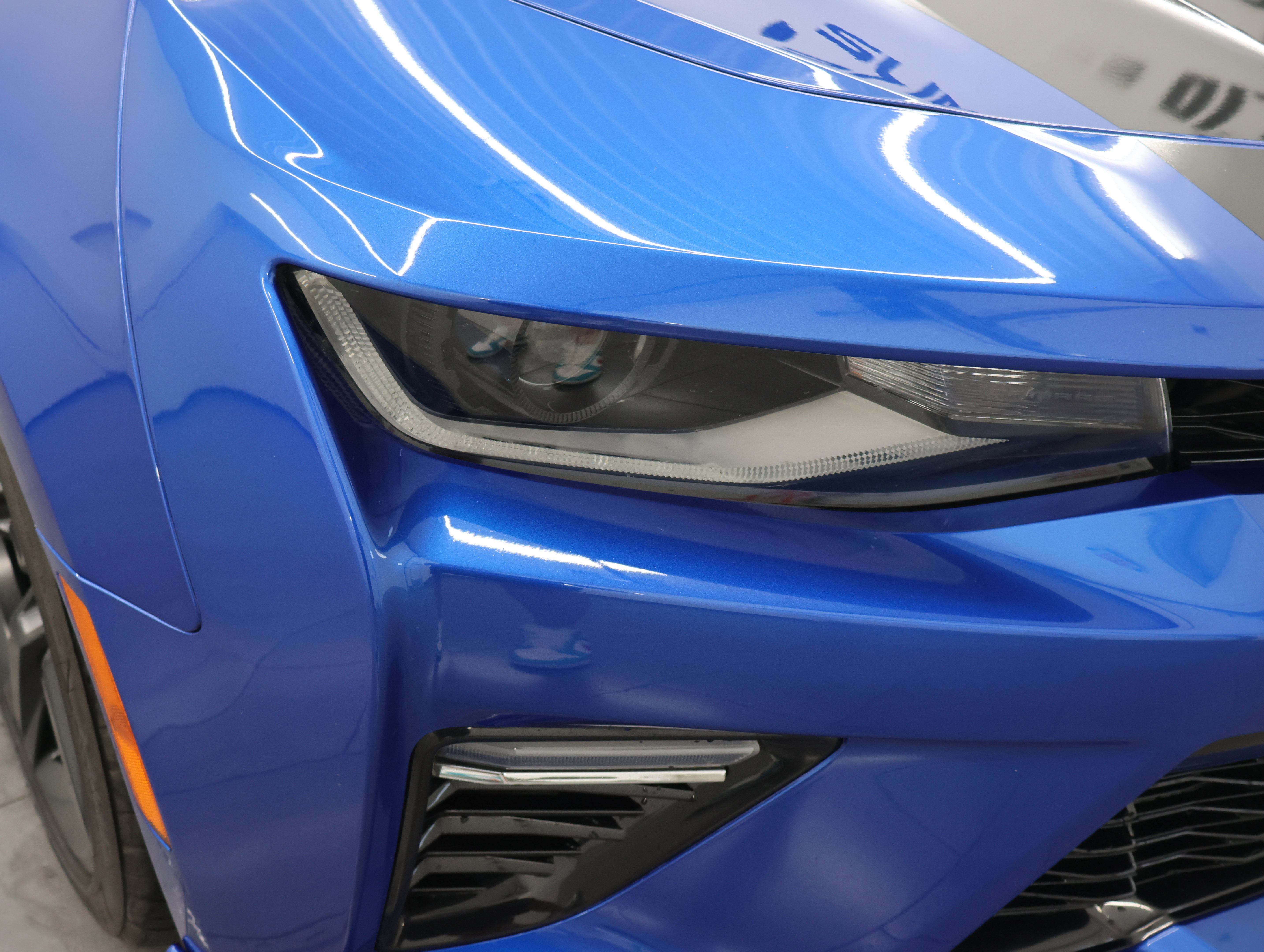 Used 2018 Chevrolet Camaro SS w/ LPO, Ground Effects Package RWD image 22
