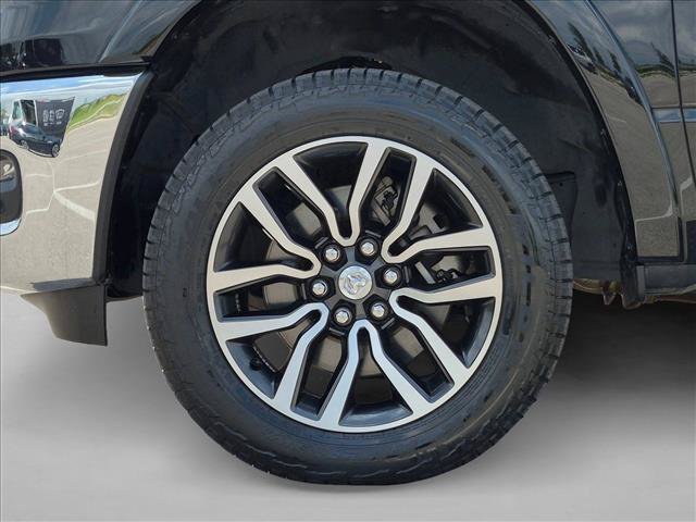 Used 2025 RAM 1500 Limited w/ Off Road Group AWD/4WD image 24