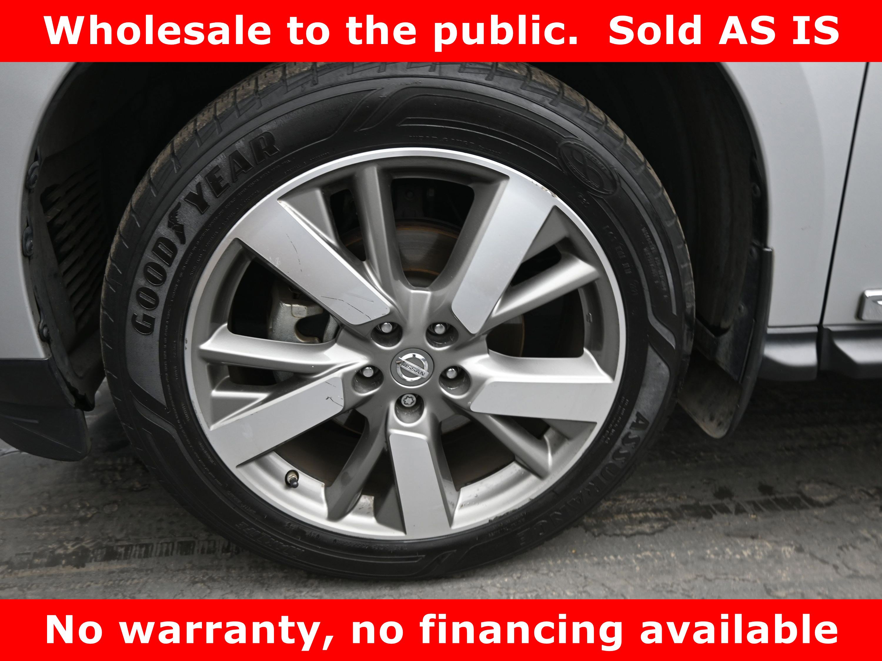 Used 2013 Nissan Pathfinder Platinum image 9