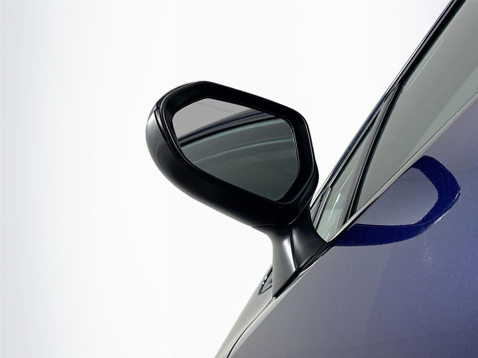 Certified 2025 Toyota Corolla LE FWD image 5