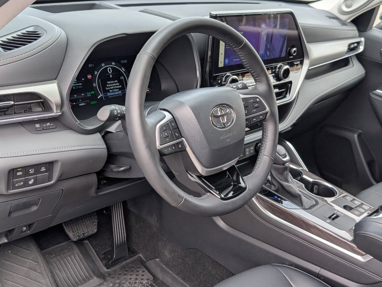 Used 2024 Toyota Highlander Platinum AWD/4WD image 15