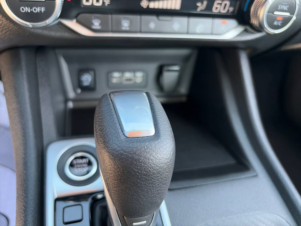 Used 2024 Nissan Sentra SV w/ All-Weather Package FWD image 24