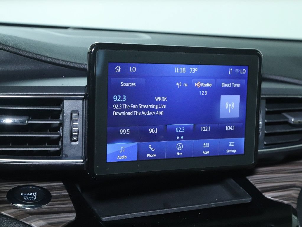 Used 2022 Ford Explorer Limited w/ Equipment Group 301A AWD/4WD image 28