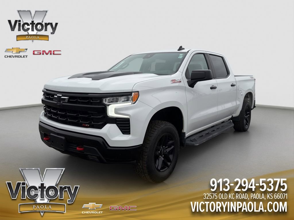 Used 2022 Chevrolet Silverado 1500 LT Trail Boss w/ LPO, Dark Essentials Package AWD/4WD image 1