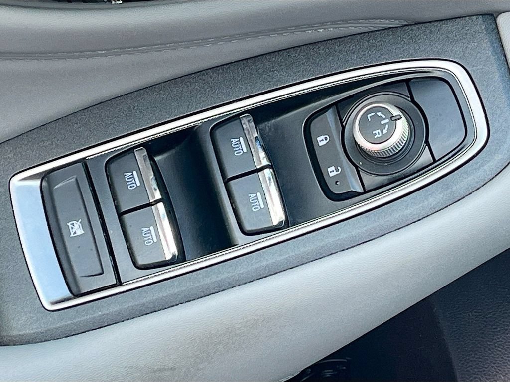 Used 2025 Subaru Legacy Limited AWD/4WD image 17