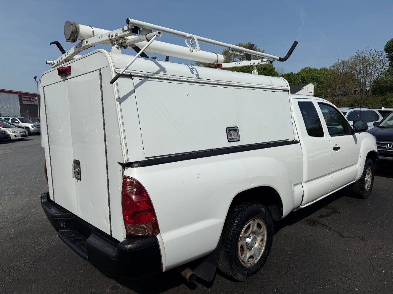 Used 2015 Toyota Tacoma 2WD Access Cab w/ Convenience Package image 5