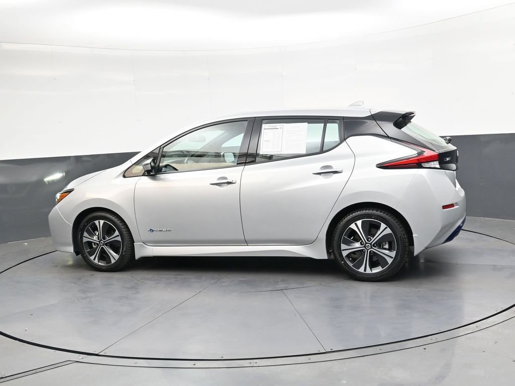 Used 2018 Nissan Leaf SL w/ SL Technology Package FWD image 6