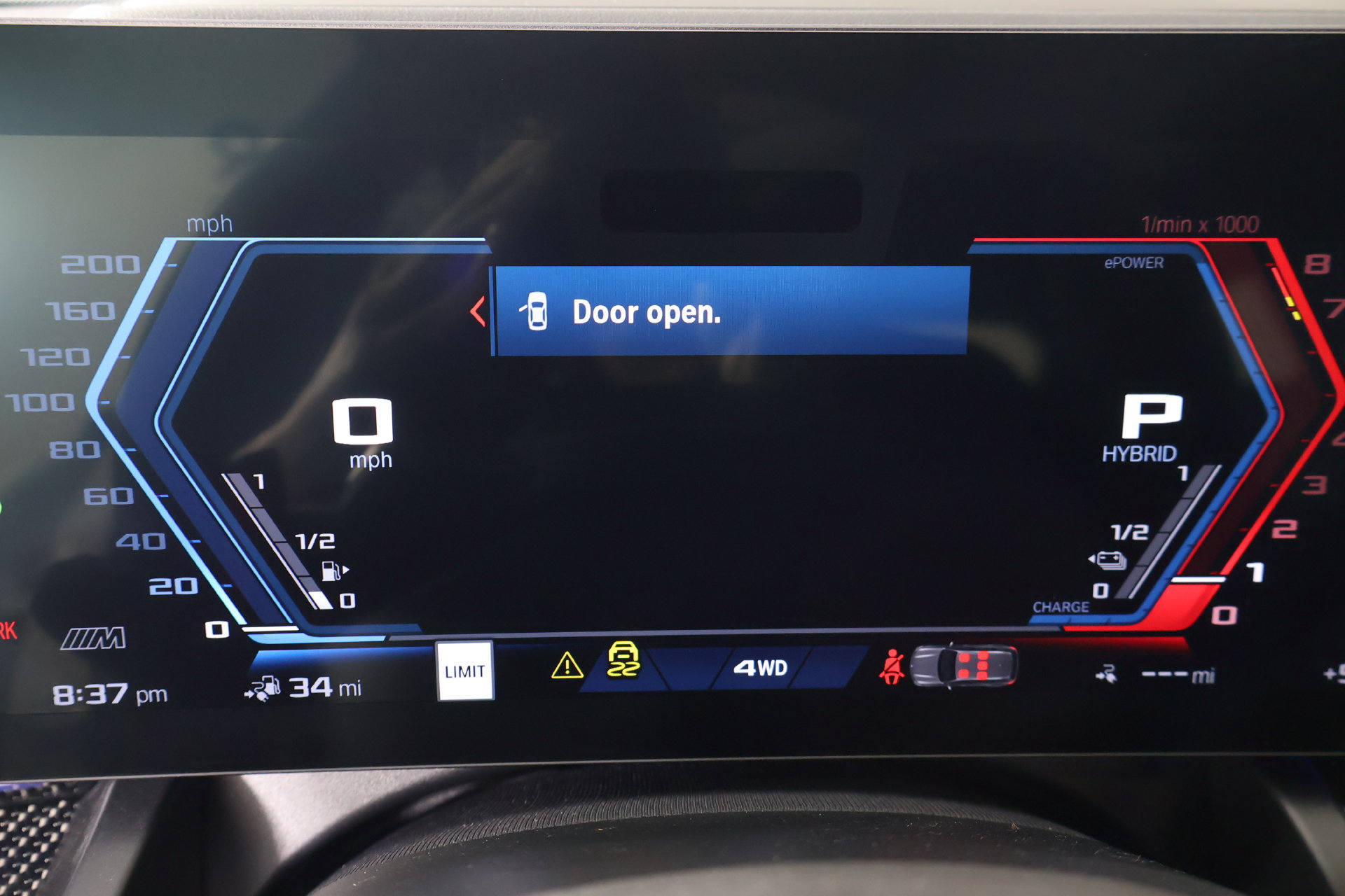 New 2027 BMW M5 Touring AWD/4WD image 4