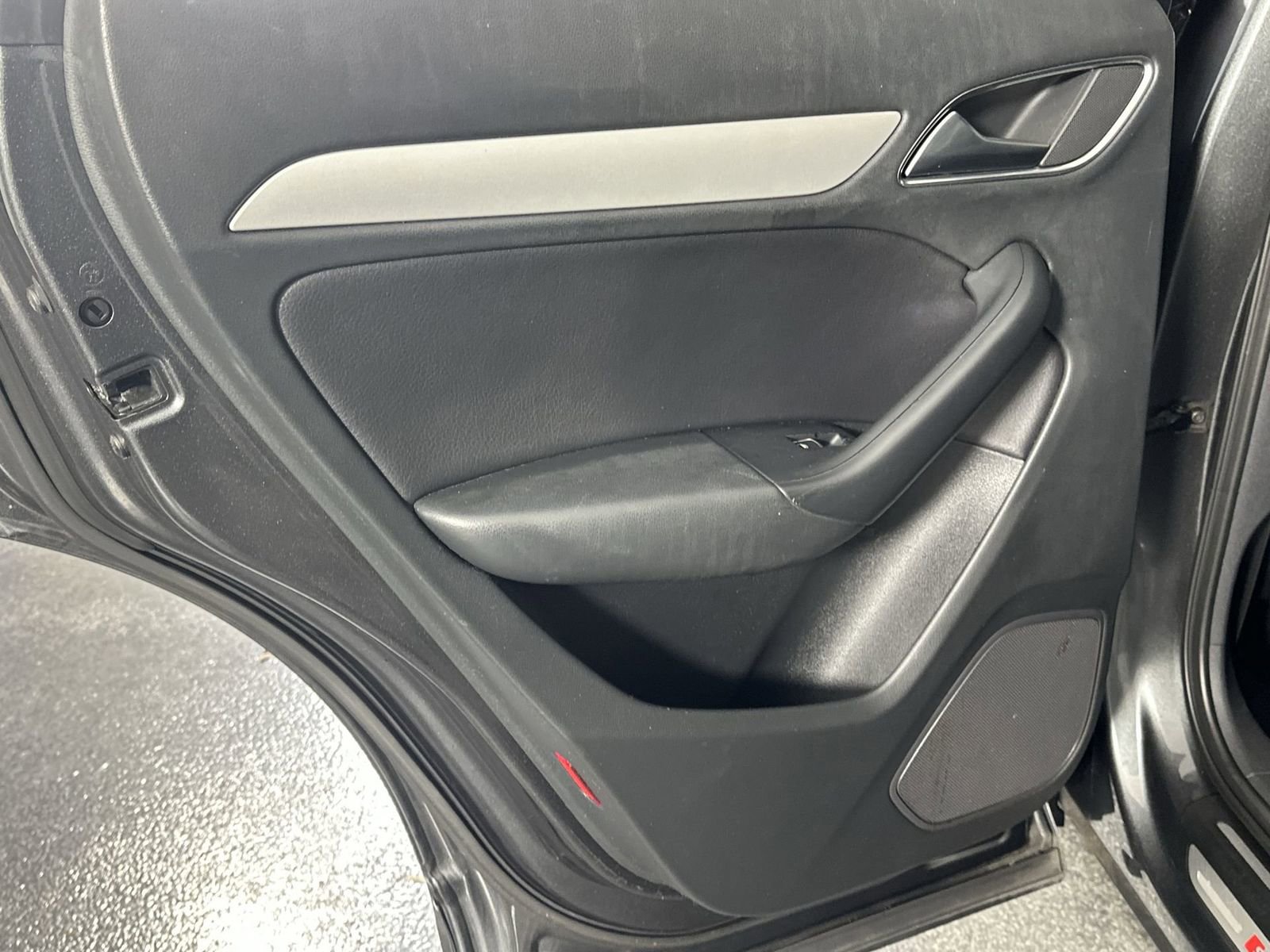 Used 2018 Audi Q3 2.0T Premium image 34