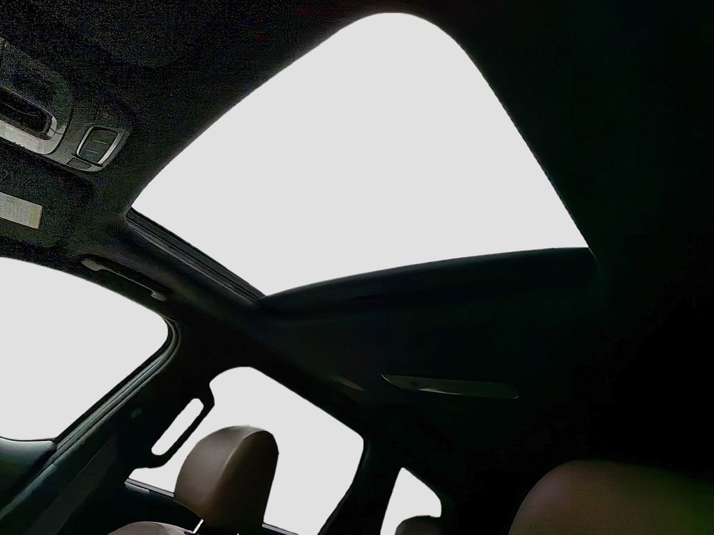 Used 2022 Kia Telluride SX w/ SX Prestige Package image 23