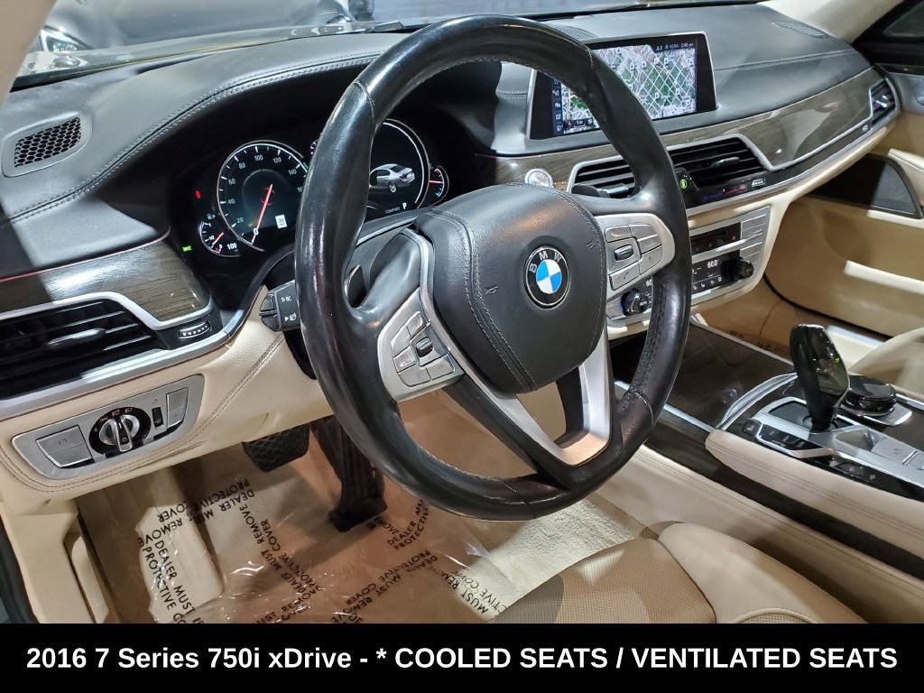 Used 2016 BMW 750i xDrive AWD/4WD image 7