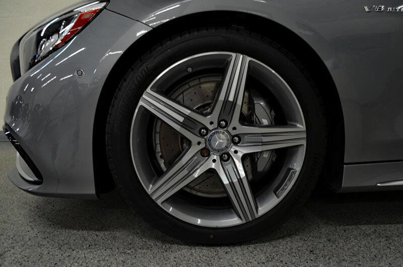 Used 2015 Mercedes-Benz S 63 AMG 4MATIC Coupe image 25