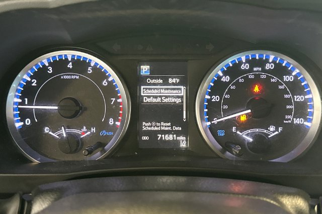 Certified 2019 Toyota Highlander LE FWD image 29