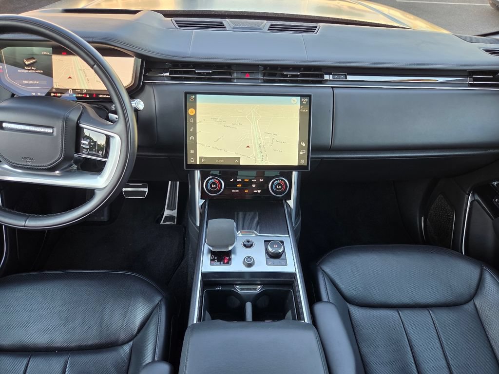Used 2022 Land Rover Range Rover Long Wheelbase First Edition AWD/4WD image 15