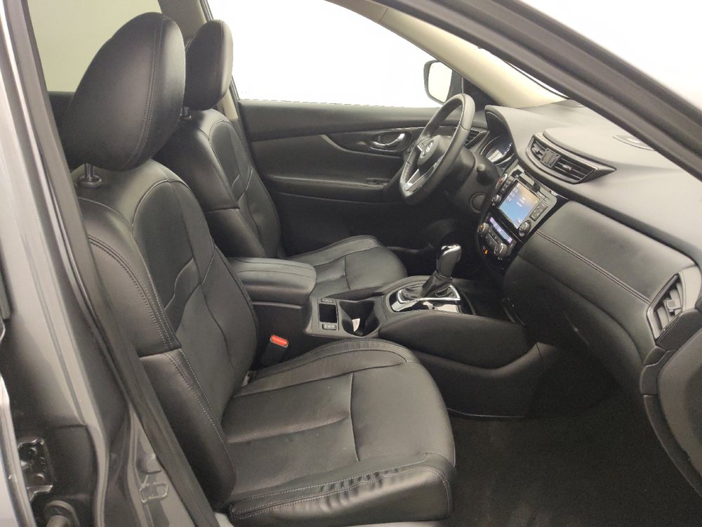 Used 2017 Nissan Rogue SL w/ SL Premium Package image 21