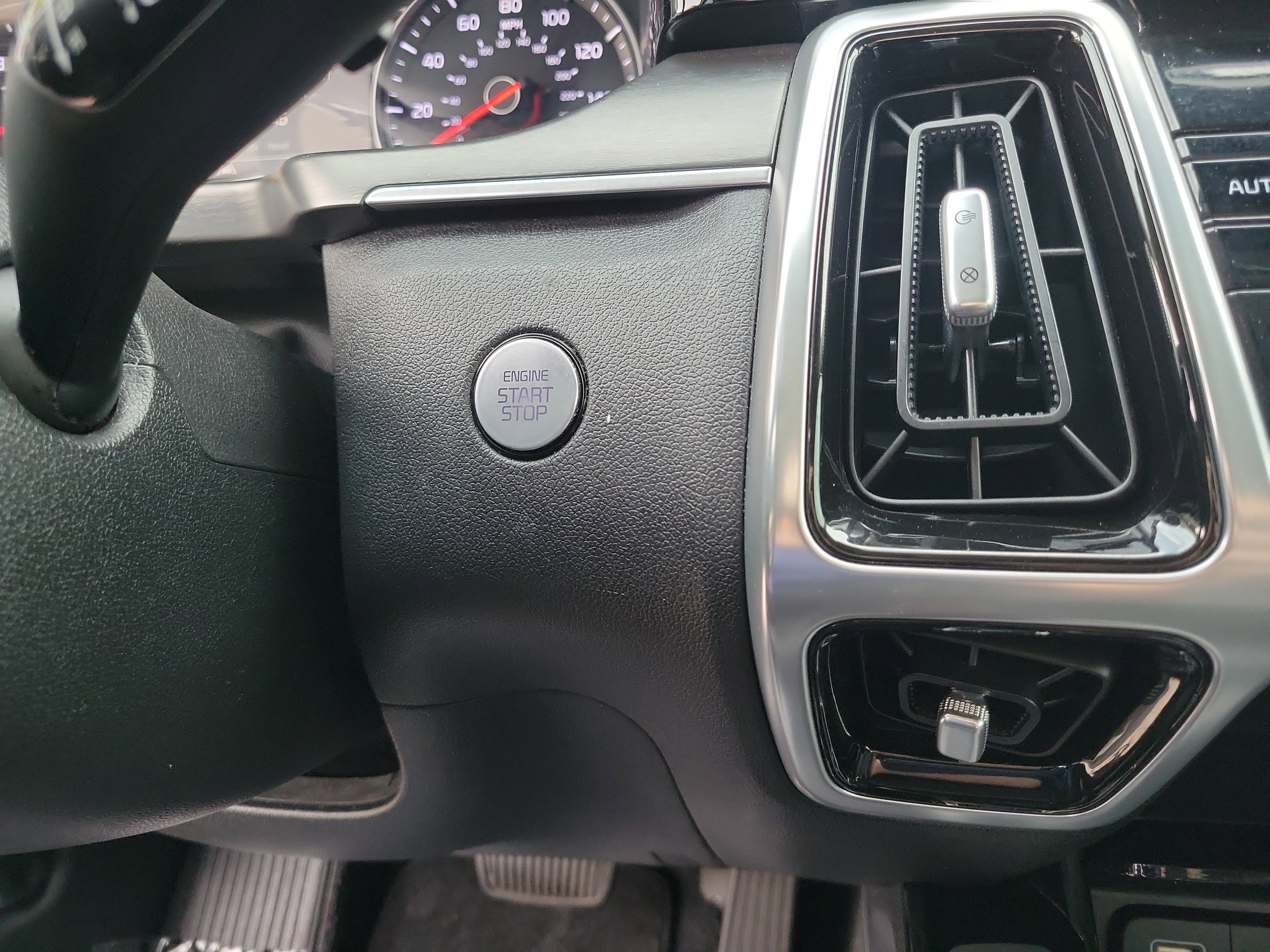 Certified 2021 Kia Sorento SX FWD image 21