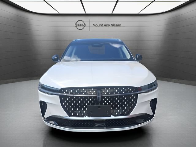 Used 2024 Lincoln Nautilus Reserve AWD/4WD image 1