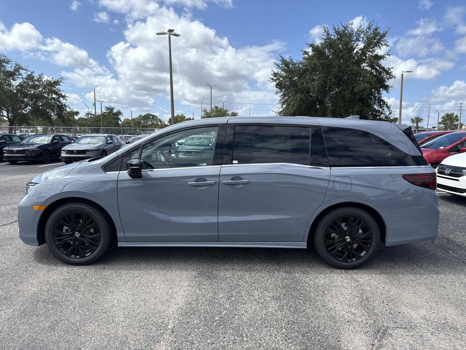 New 2026 Honda Odyssey Sport-L image 7