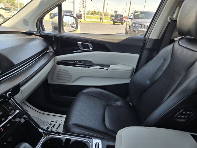 Used 2022 Kia Carnival SX FWD image 14