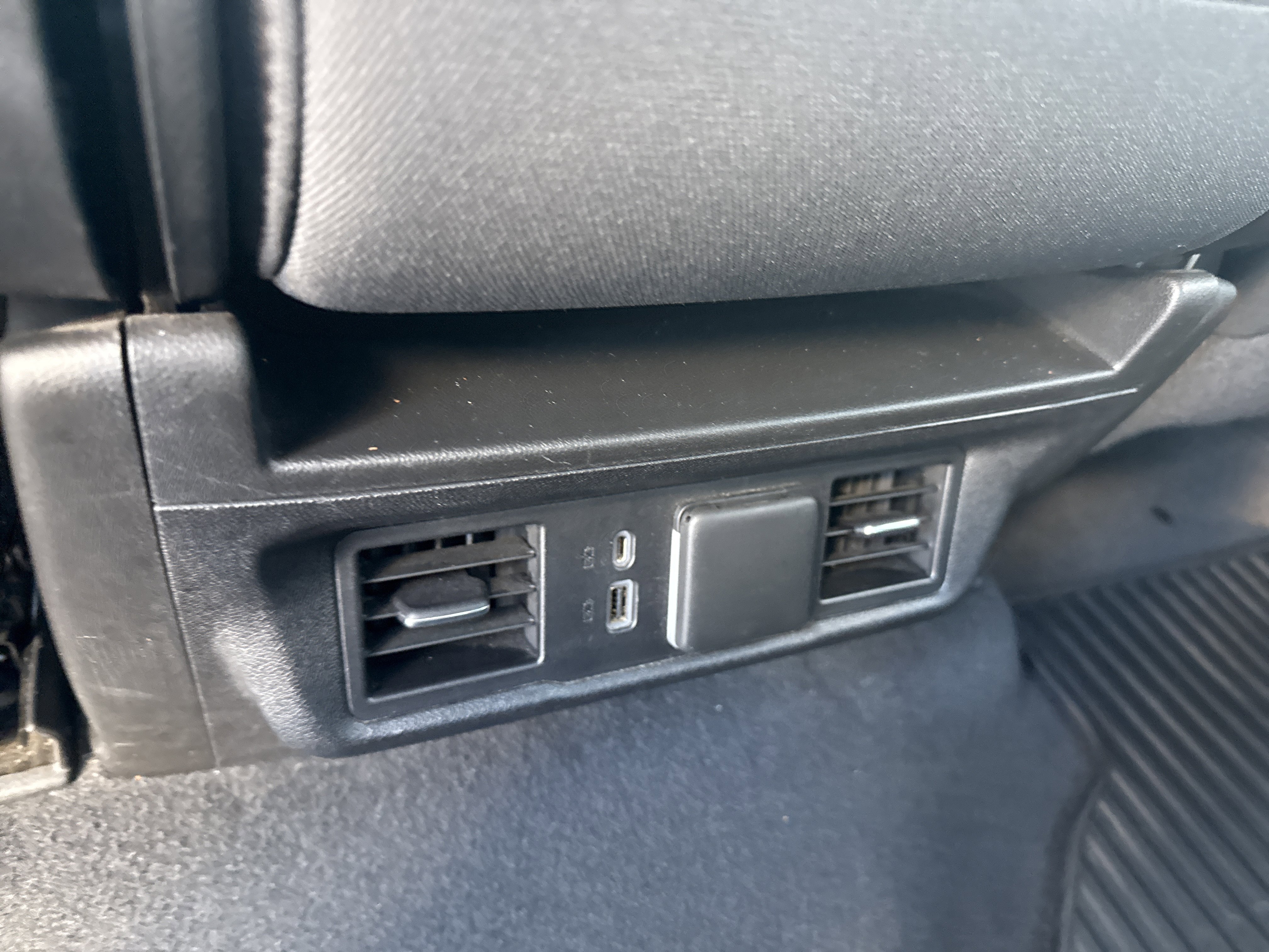 Used 2023 GMC Sierra 1500 Elevation image 14