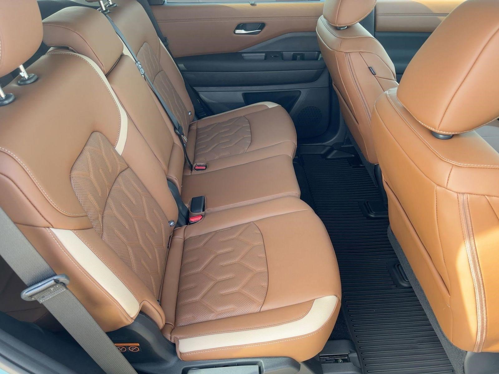 New 2026 Nissan Pathfinder Platinum image 29