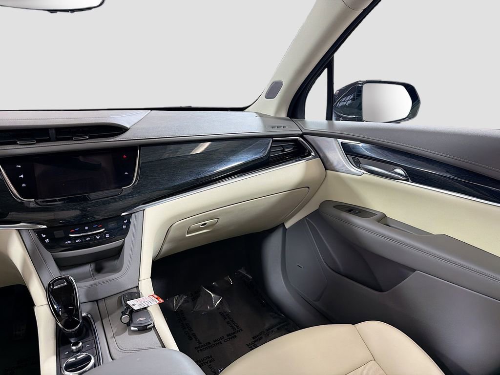 Used 2021 Cadillac XT6 Premium Luxury AWD/4WD image 27