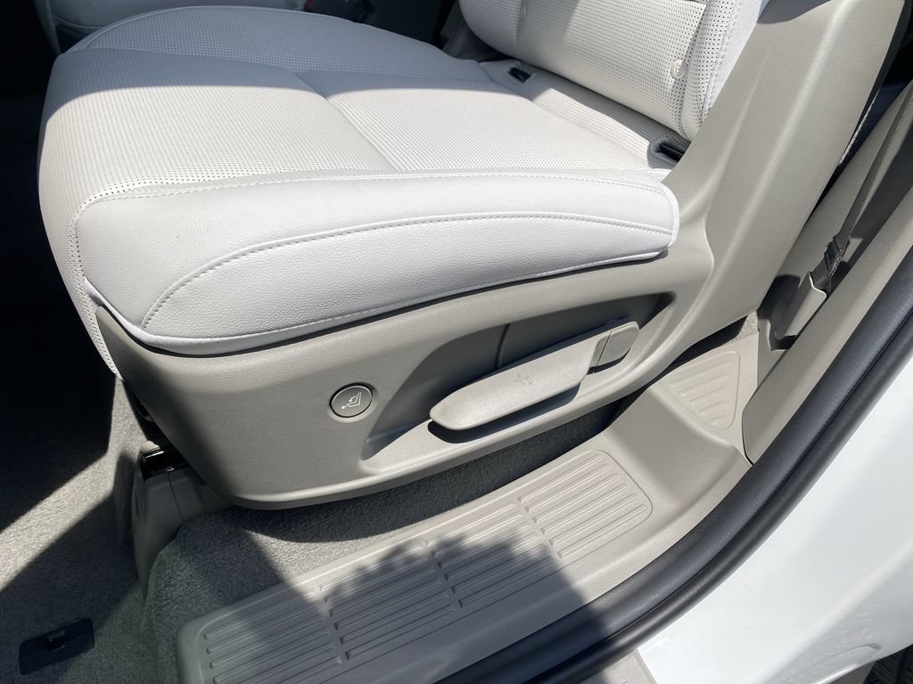 New 2027 Hyundai Palisade Limited FWD image 32