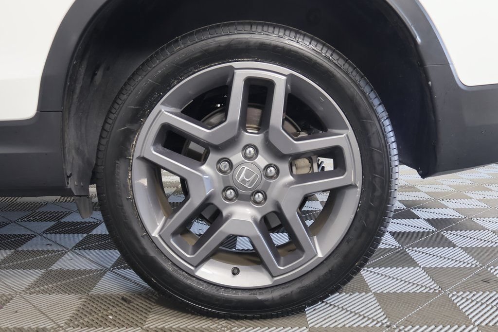 Used 2023 Honda Passport EX-L image 16