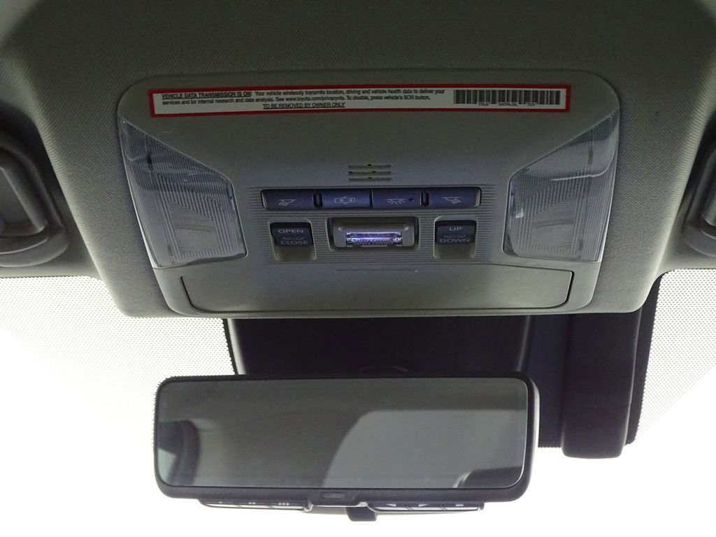 Used 2019 Toyota RAV4 Limited image 31