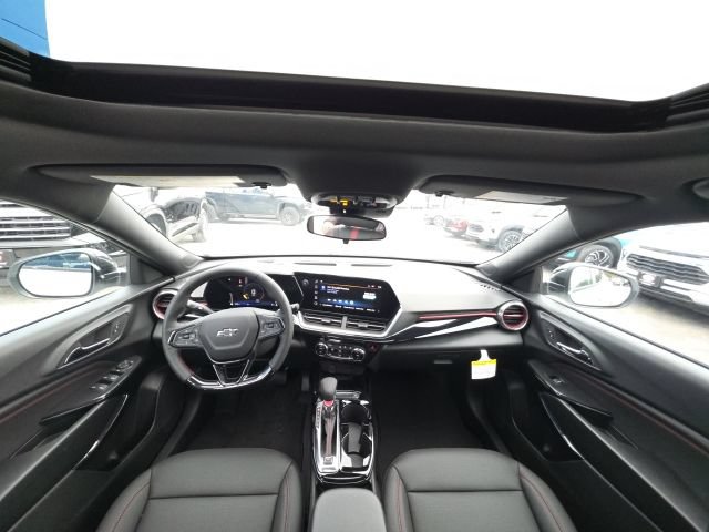 New 2026 Chevrolet Trax RS w/ Sunroof Package FWD image 11