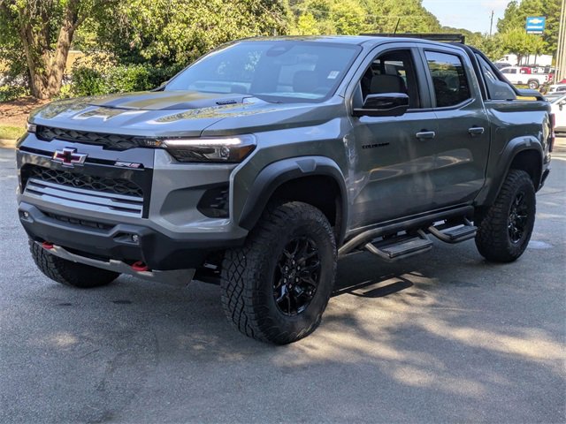 New 2025 Chevrolet Colorado ZR2 w/ Midnight Edition image 6