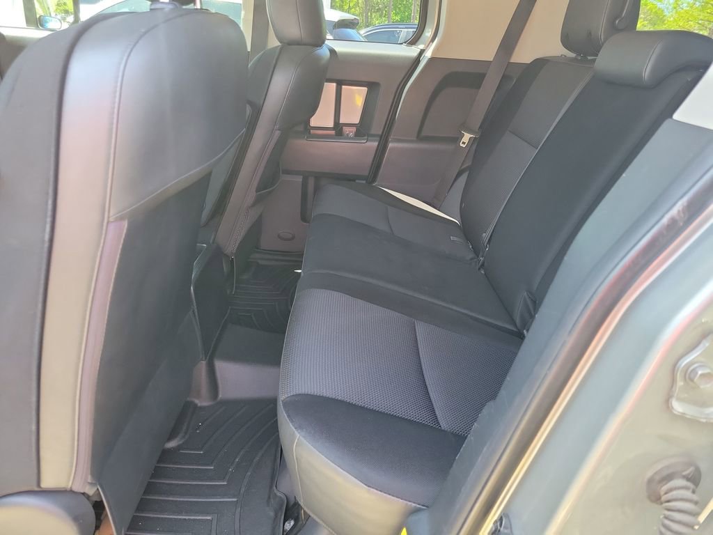 Used 2012 Toyota FJ Cruiser 2WD w/ Upgrade Pkg image 17