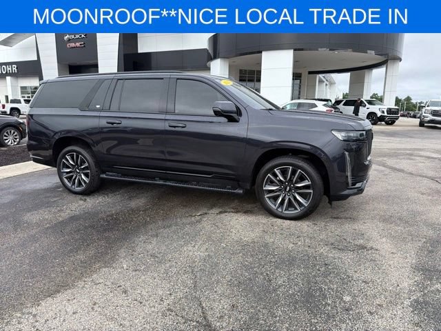 Used 2023 Cadillac Escalade ESV Sport AWD/4WD image 16