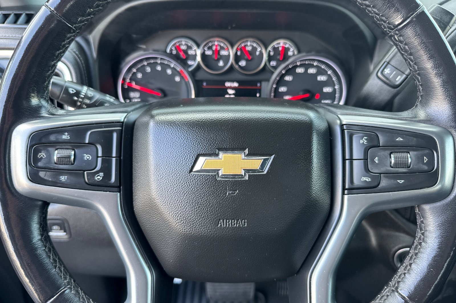 Used 2022 Chevrolet Silverado 1500 LT image 21