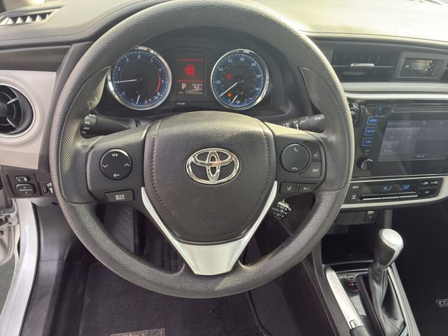 Used 2017 Toyota Corolla LE image 10