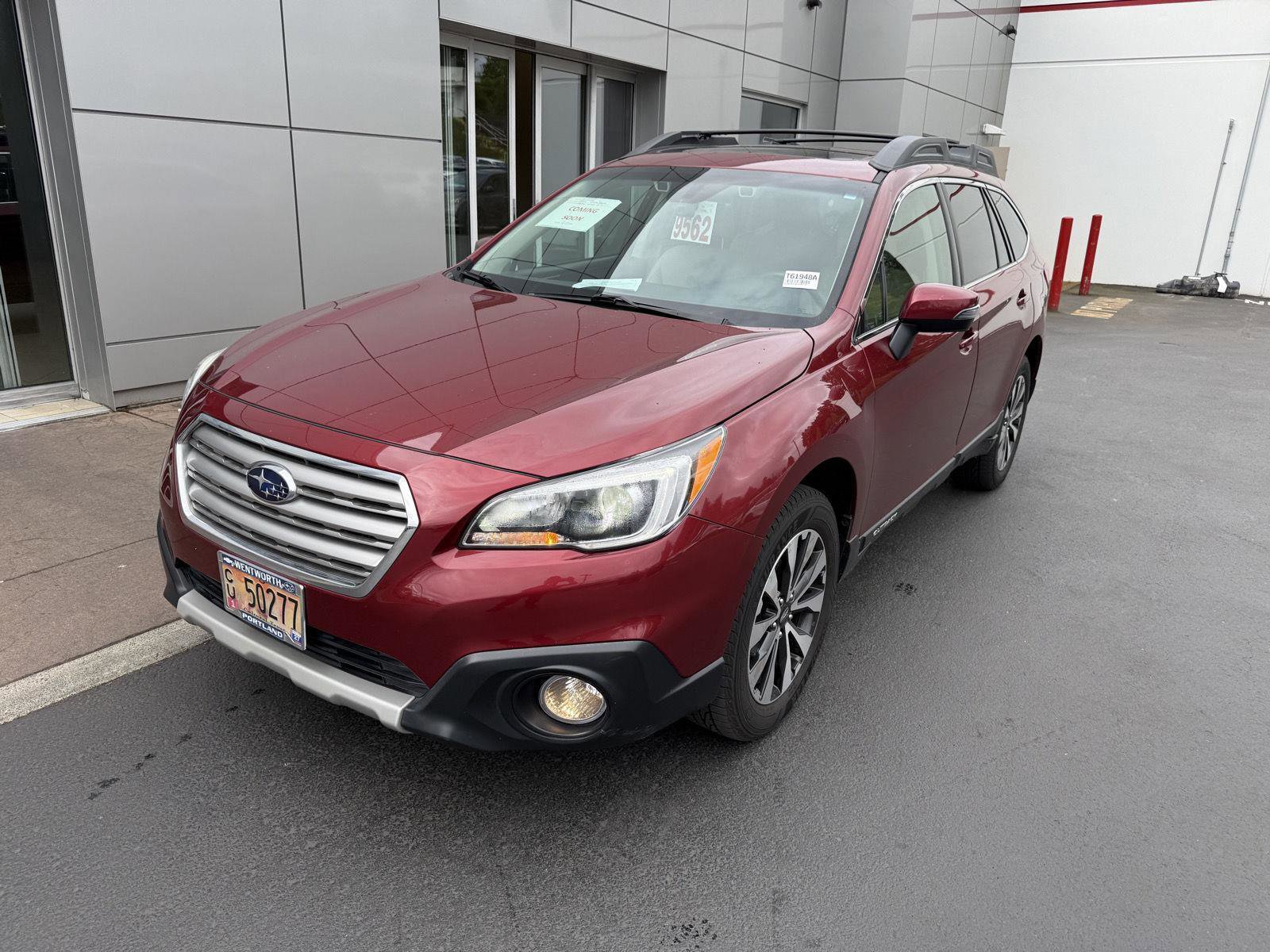 Used 2017 Subaru Outback 2.5i Limited AWD/4WD image 1