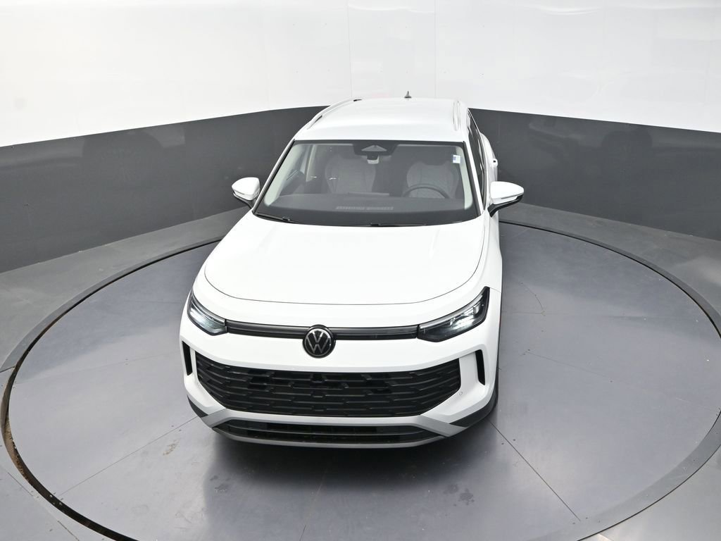 Used 2025 Volkswagen Tiguan S image 15