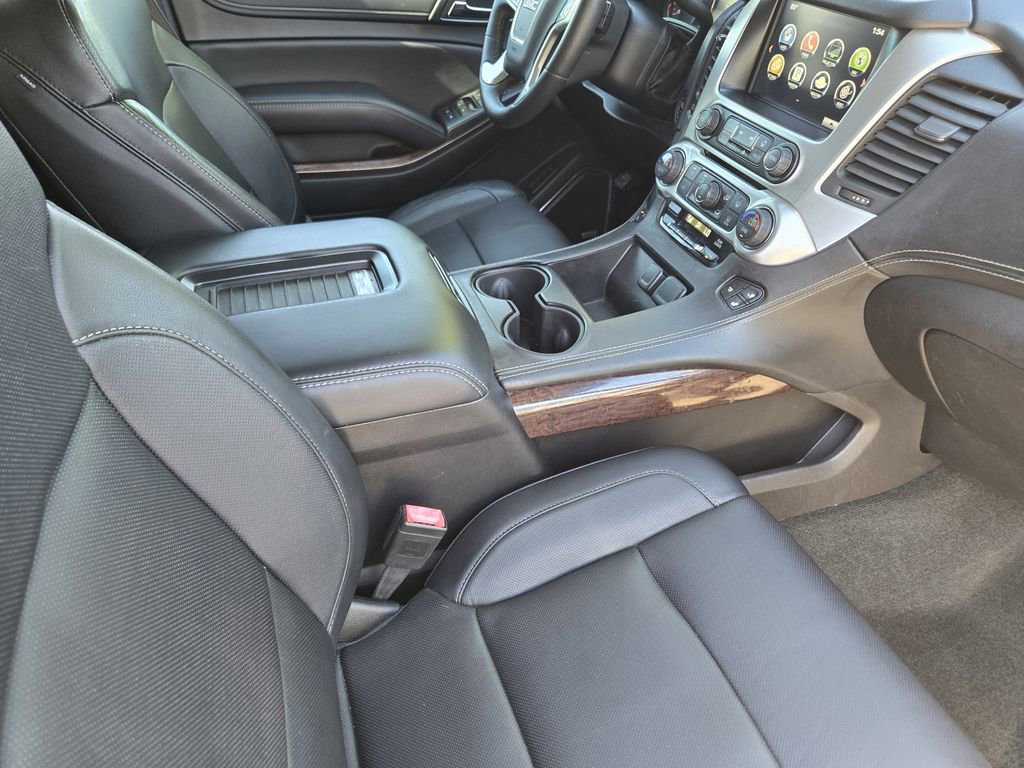 Used 2016 GMC Yukon SLT w/ Open Road Package image 16