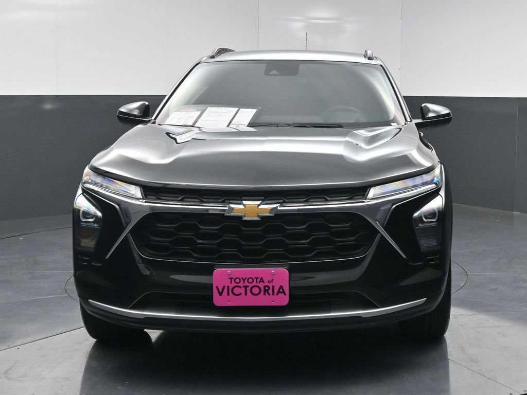 Used 2025 Chevrolet Trax LT w/ Driver Confidence Package image 19